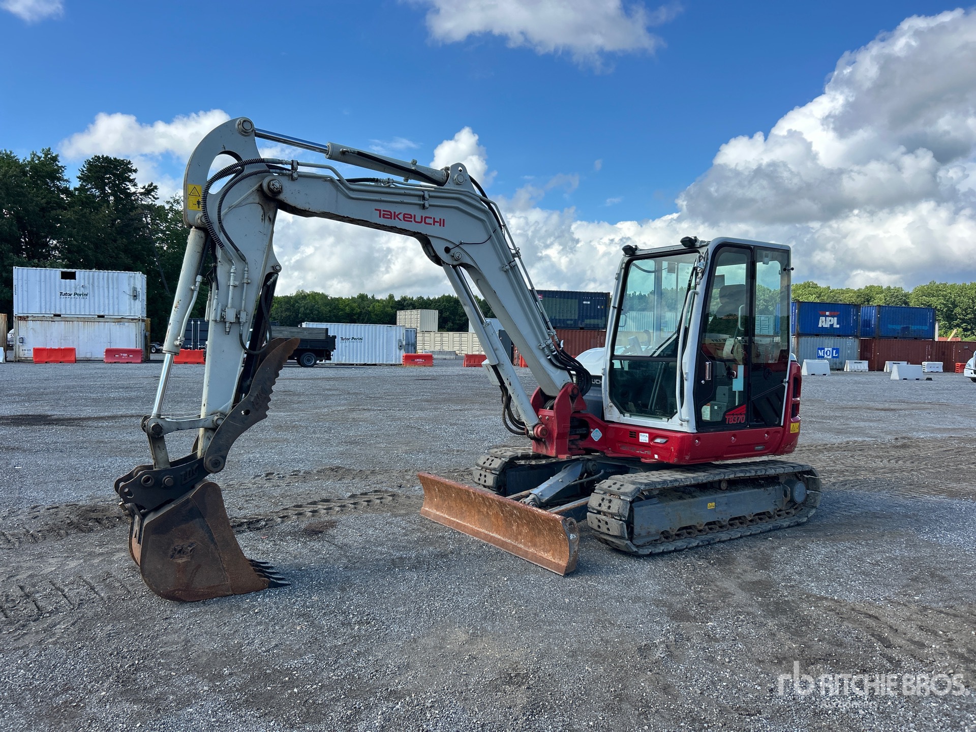 2021 Takeuchi TB370CL Tracked Excavator