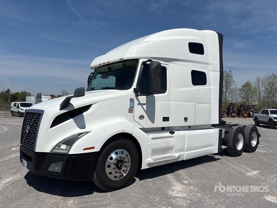 2019 Volvo VNL760 6x4 Cabeza Tractora Cabina Dormitorio