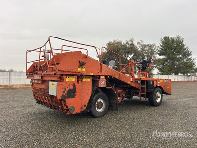 2002 Bearcat 2002BCT Chip Spreader