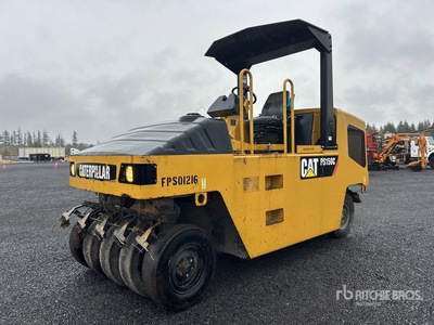 2011 Cat PS-150C 9 Wheel Walec pneumatyczny
