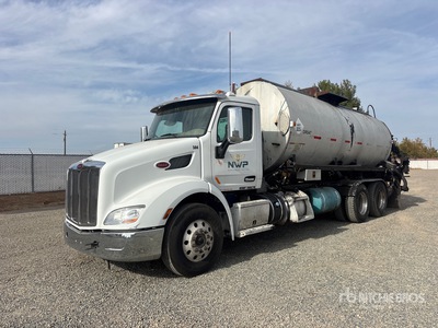 2017 Peterbilt 579 6x4 Asphaltverteiler-Lkw