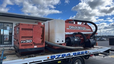 2012 Ditch Witch FX30 800 gal Rimorchio cisterna con aspirazione