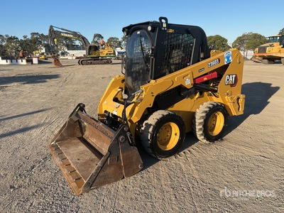 2020 Cat 236D3 Two-Speed Schranklader