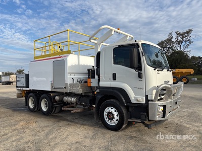 2023 Isuzu FXY 8000 L 6x4 Fuel and Lube Truck