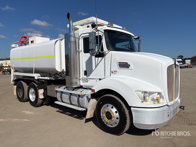 2011 Kenworth T403 12000 L 6x4 散水車