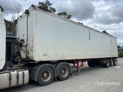 2006 Barker Tri/A Moving Floor Trailer