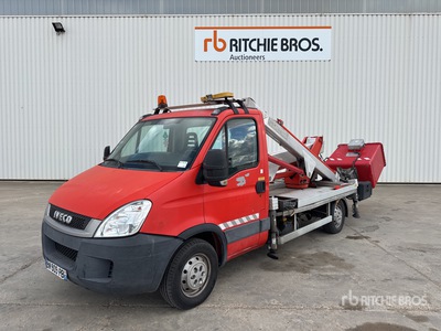 2011 Multitel MX170 15 m on 2011 Iveco Daily 4x2 Camion Nacelle Bucket Truck