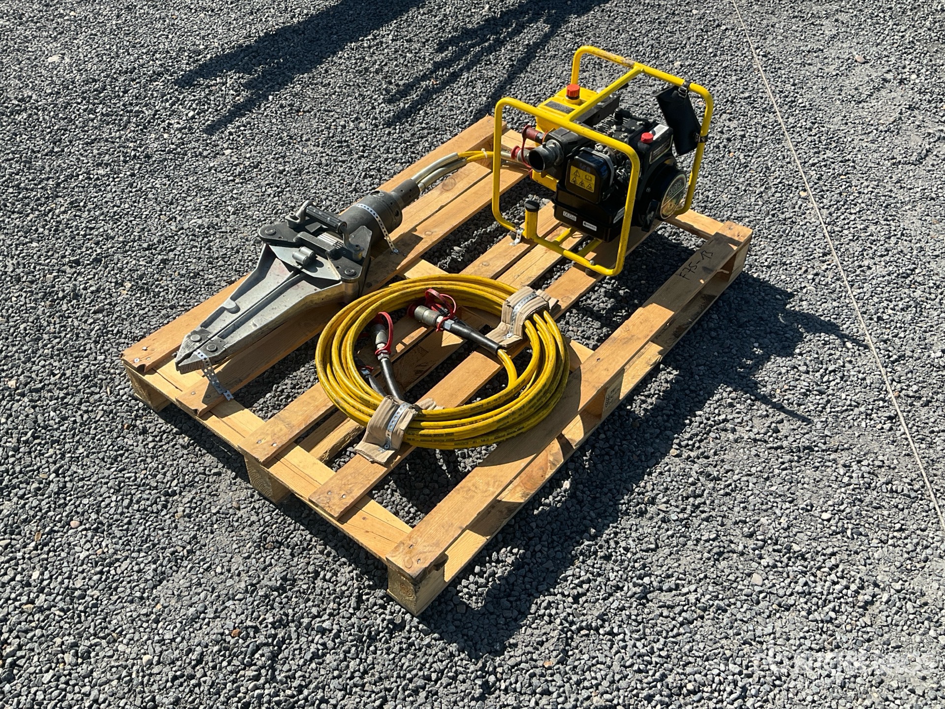 Weber V330 Hydraulic Rescue Set