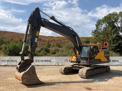 2020 Volvo EC250EL 油圧ショベル