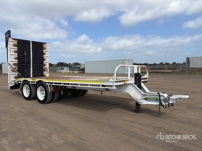 2012 Northstar 6.7 m Bogie/A Remorque pour équipement