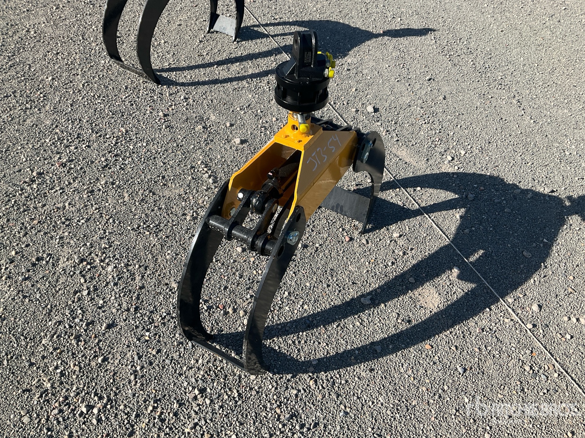 2025 Hydraulic Log Grapple