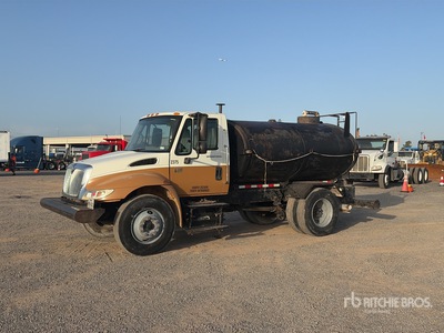 2007 International 4300 4x2 Water Truck
