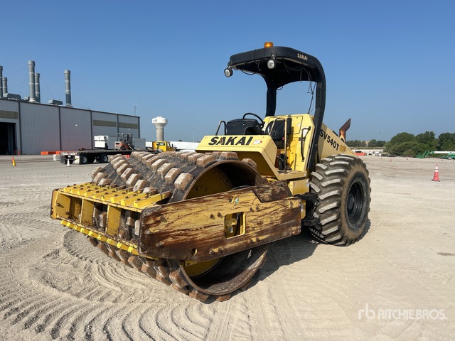 Sakai SV540T Padfoot Drum Compactor