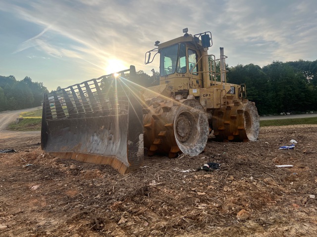 1990 Cat 826C Landfill Compactor