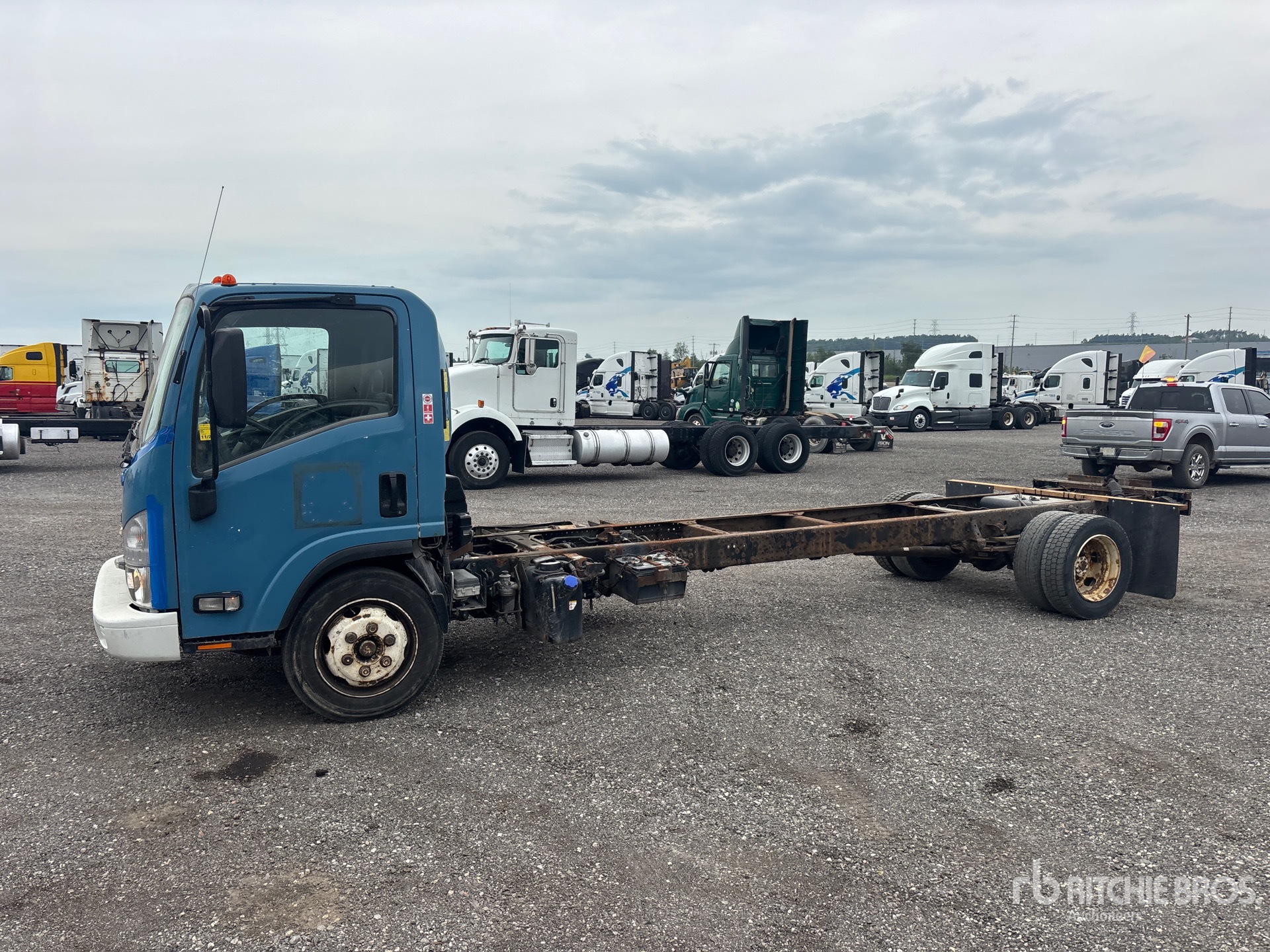 2012 Isuzu NPR 4x2 COE Cab and Chassis