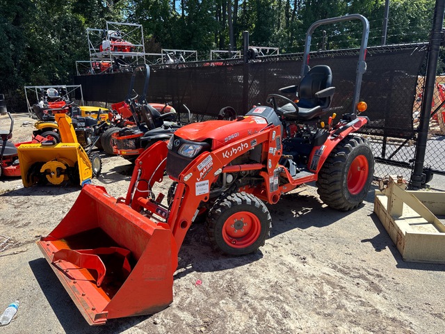 2024 Kubota B2601HSD-1 4WD Utility Tractor