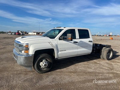 2019 Chevrolet Silverado 3500HD 4x2 Crew Cab Kabina i podwozie