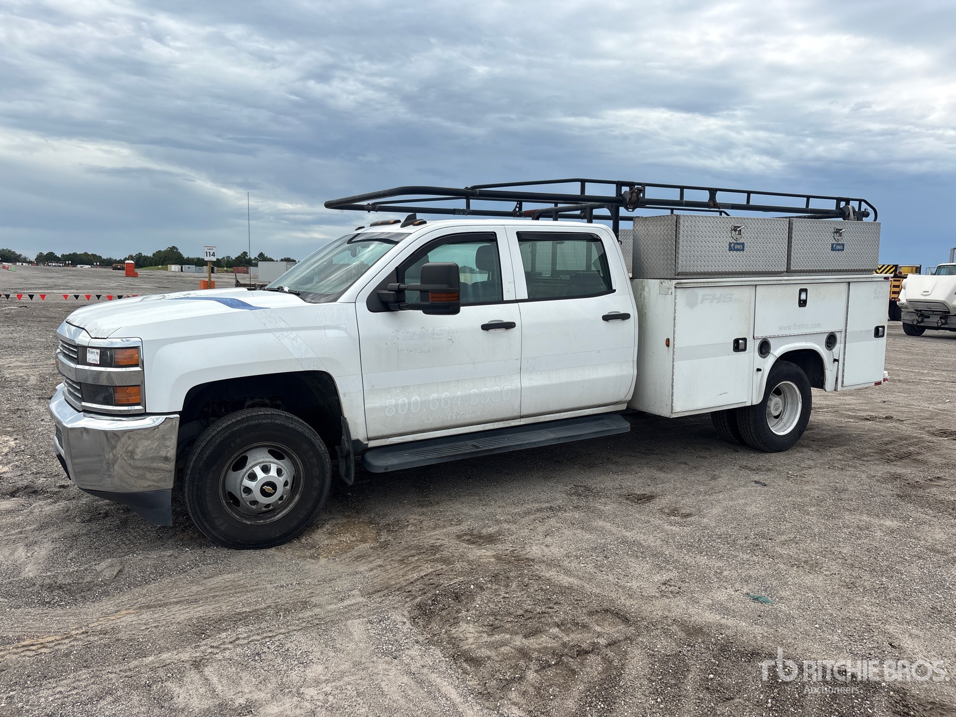 2016 Chevrolet Silverado 2500HD 4x2 Crew Cab Utility Truck