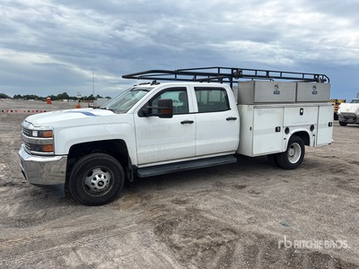 2016 Chevrolet Silverado 2500HD 4x2 Crew Cab Utility Truck