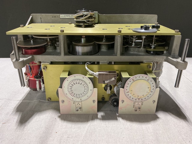 Navair & Navsea 3015166 Servo Gearbox & Transmitter Navair & Navsea 3015166 Servo Gearbox & Transmitter