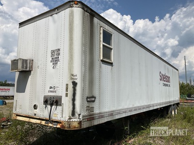 1995 Trailmobile 45 ft x 102 in T/A Geschlossene Anhänger