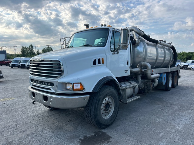2005 Progress VA72LD on 2006 Sterling L9500 6x4 Vacuum Tanker Truck