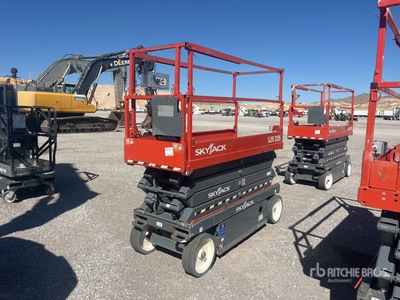 2019 Skyjack SJ III 3226 Electric Scissor Lift