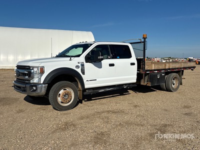 2022 Ford F-550 XLT 4x4 Crew Cab Flatbed Truck