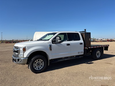 2021 Ford F-350 XLT 4x4 Crew Cab Autocarro cassone fisso