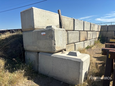 Quantity of (57) Concrete Blocks معدات الخرسانة