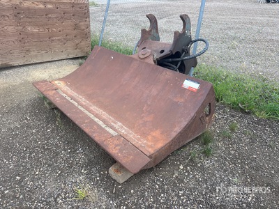 Weldco Beales 84 in Q/C Excavator Chuck Blade