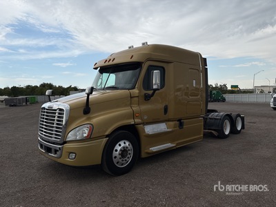 2015 Freightliner Cascadia 125 تراكتور شاحنة كابينة النوم (ثنائية المحور)