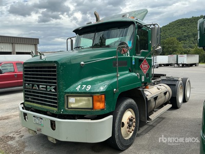 2003 Mack CH613 Cabeza Tractora Cabina Corta