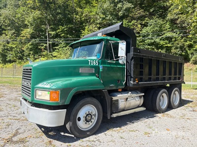 1996 Mack CH613 6x4 T/A Dump Truck