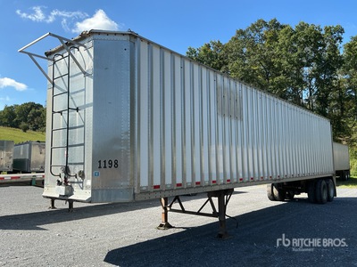 2016 Pitts CV45 45 ft T/A Chip Trailer