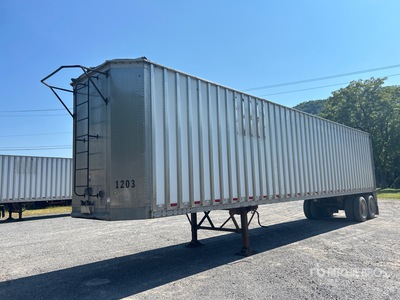 2016 Pitts CV45 45 ft T/A Chip Trailer