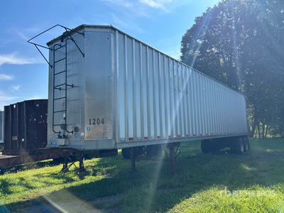 2016 Pitts CV45 45 ft T/A Chip Trailer
