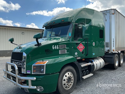 2020 Mack Anthem AN64T Tracteur routier couchette