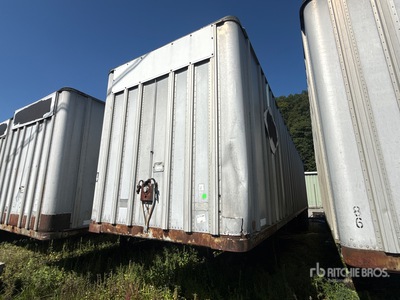 1973 Fruehauf 40 ft x 96 in T/A 40 ft Van Trailer