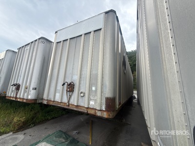 1973 Fruehauf 40 ft x 96 in T/A 40 ft Gesloten aanhangwagen