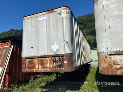 1975 Fruehauf 40 ft Van Trailer
