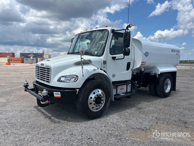 2019 Freightliner M2 106 2000 gal 4x2 Water Truck