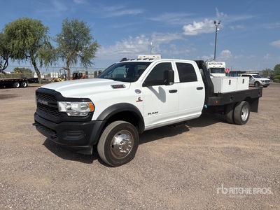 2022 Ram 5500 4x4 Crew Cab Flatbed Truck
