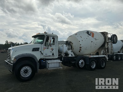 2017 Mack Granite GU713 8x4 Beton-Fahrmischer