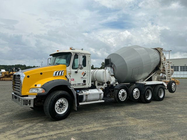 2019 Mack Granite GR64B 12x4 Mixer Truck 2019 Mack Granite GR64B 12x4 Mixer Truck