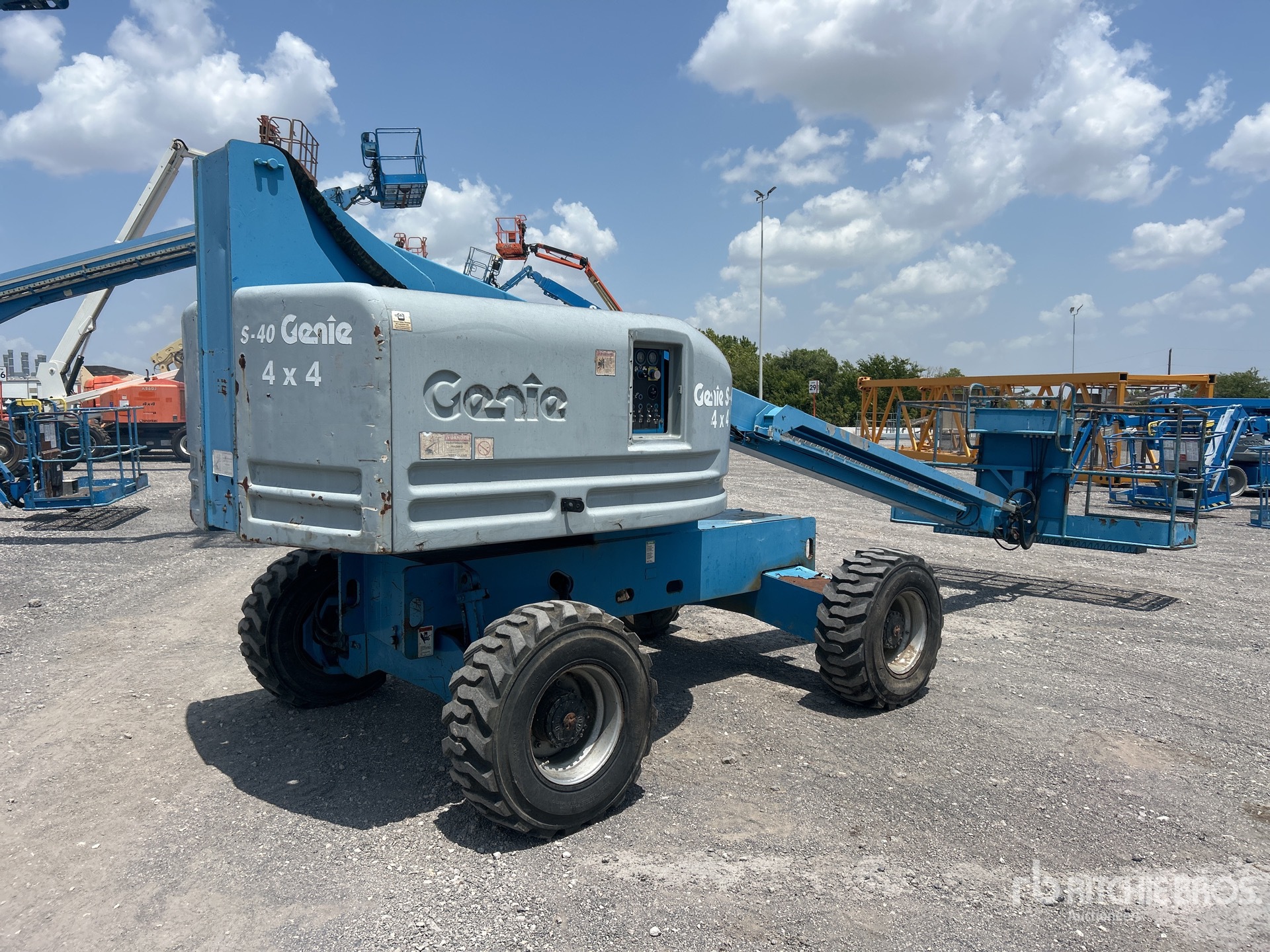 Genie 2WD Diesel Telescopic Boom Lift
