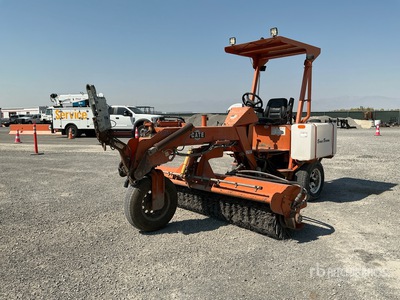 2001 Broce 250B Barredora