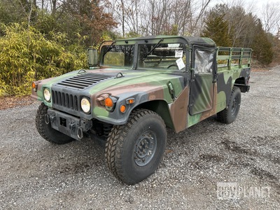1997 AM General M1097A2 HMMWV 2 Door Soft Top w/Truck Body