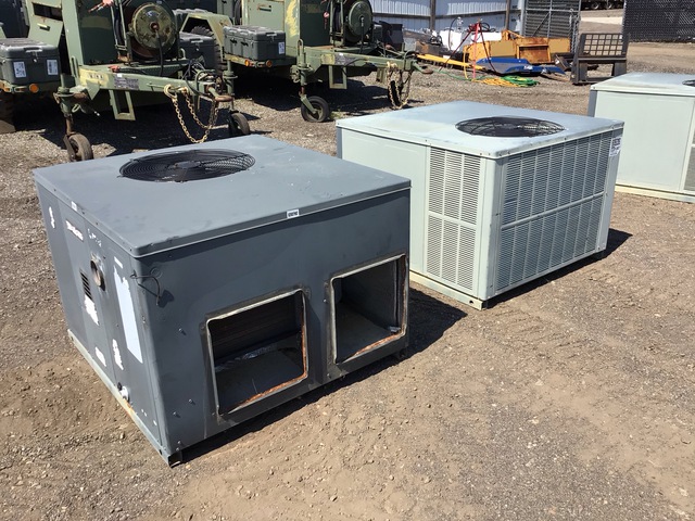 (2) Goodman Outdoor HVAC Units (2) Goodman Outdoor HVAC Units