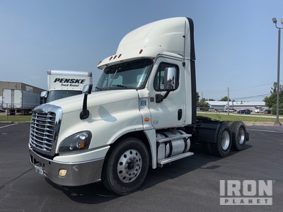 2019 Freightliner CASCADIA 125 6x4 トラックトラクター(T/A)